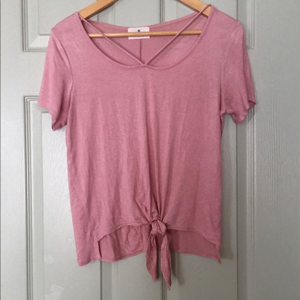 Threads Studio Tops